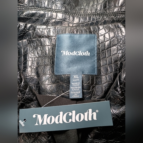 ModCloth Croc Embossed Moto Jacket XL NWT Vegan Leather Cropped - Picture 9 of 11